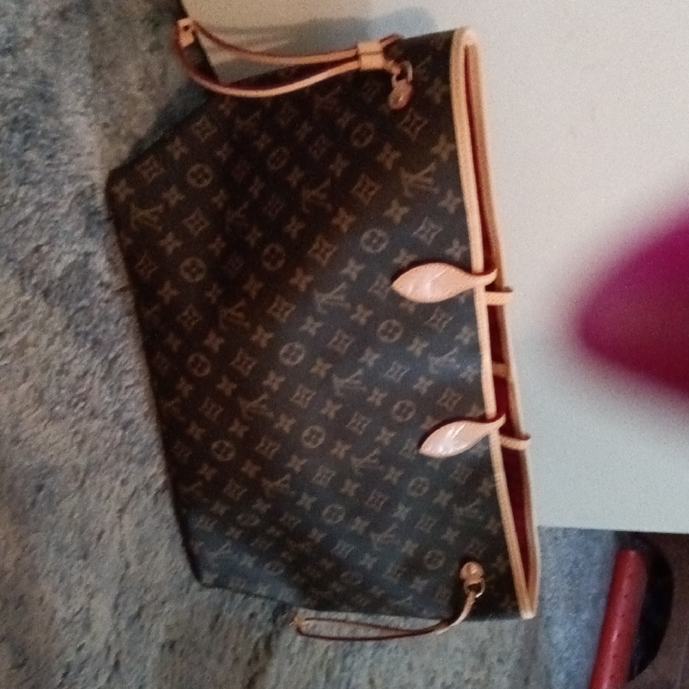 Louis Vuitton Monogram Tote Bag